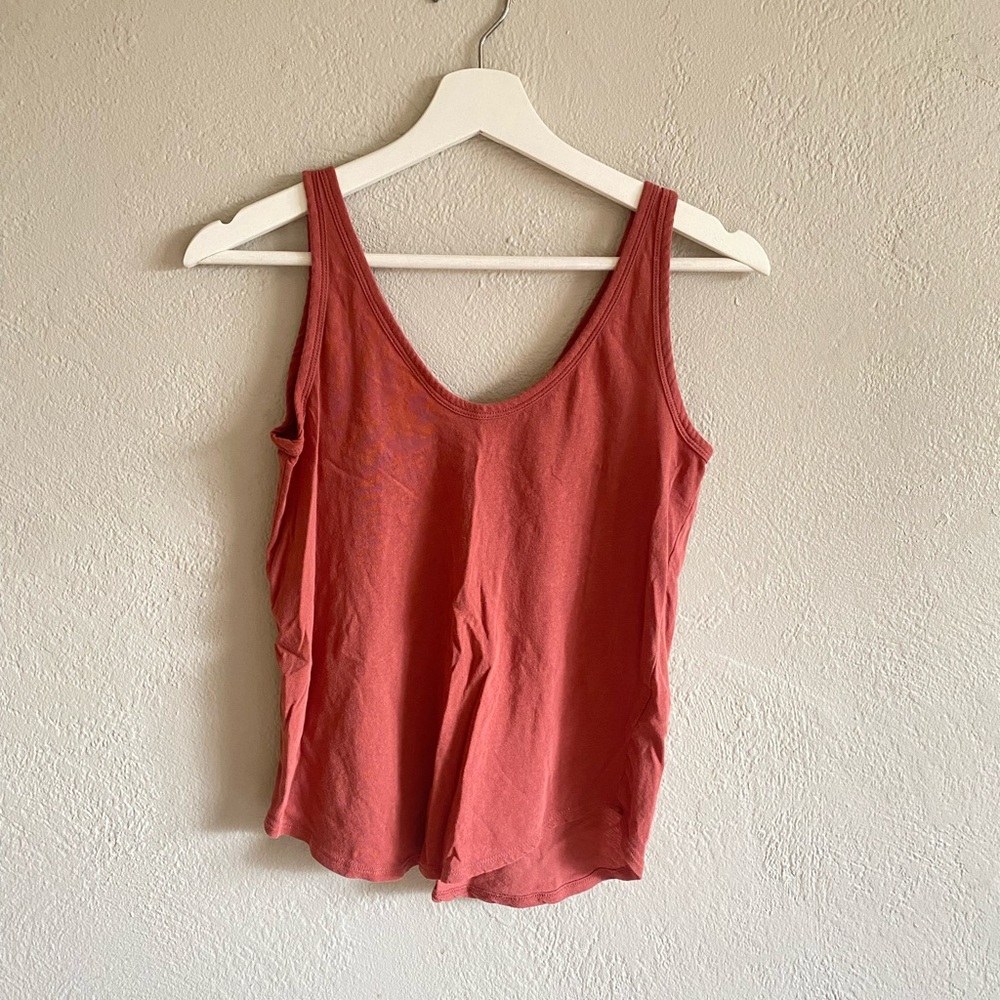 Everlane Air Cami